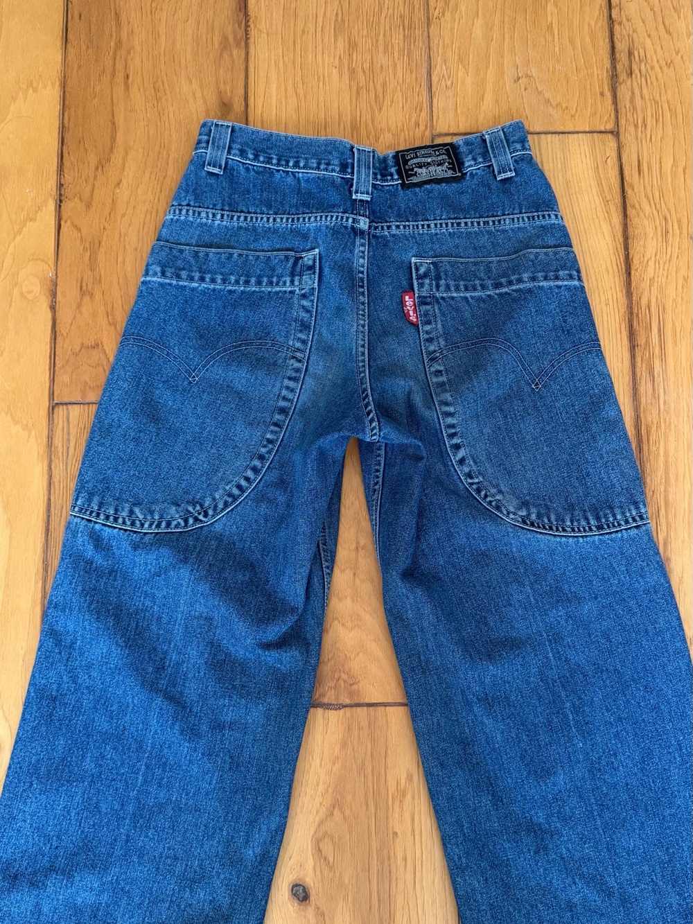 Vintage Y2K Levi’s Jeans size 6